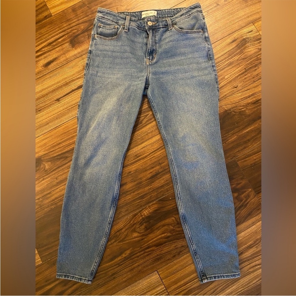 Abercrombie & Fitch The Skinny Jeans